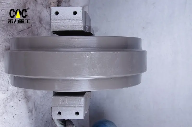 China factory supply R225 R225-7 R290 R300 R305 idler wheel excavator parts front idler